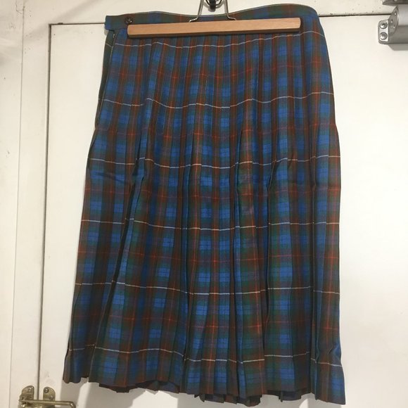 VINTAGE HIGHLAND QEEN PLEATED PLAID SKIRTS SIZE S - Picture 4 of 5